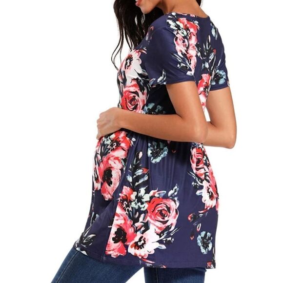 🎀 Maternity Top 🎀  - Picture 1 of 5